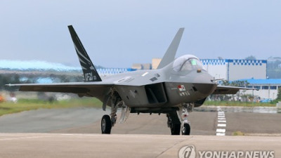 방사청 KF-21 최초 비행 성공…비행시험 단계 돌입