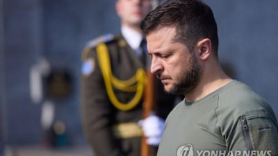 <이걸 뉴스라고> 매일경제 | '국민영웅'인줄 알았는데…우크라 대통령 최대위기, 러 침공 알고도 침묵