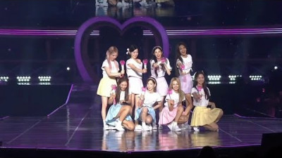 Girls' Generation 소녀시대 'Kissing You' Long Lasting Love
