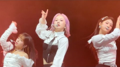220813 | EVERGLOW - ADIOS @ HALLYU POP FEST SYDNEY