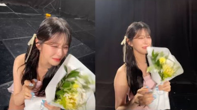 너무 행복해서 우는 백지헌