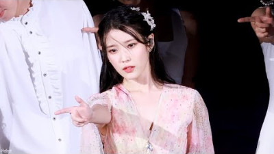 220917 아이유(IU) 너랑 나 (You & I) 직캠(Fancam) [4K 60p] @IU Concert The Golden Hour